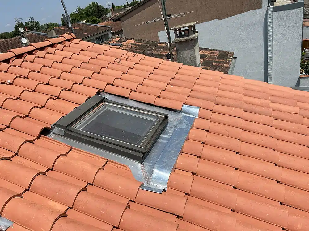 Réalisation d’un retour de Velux en zinc à Colomiers