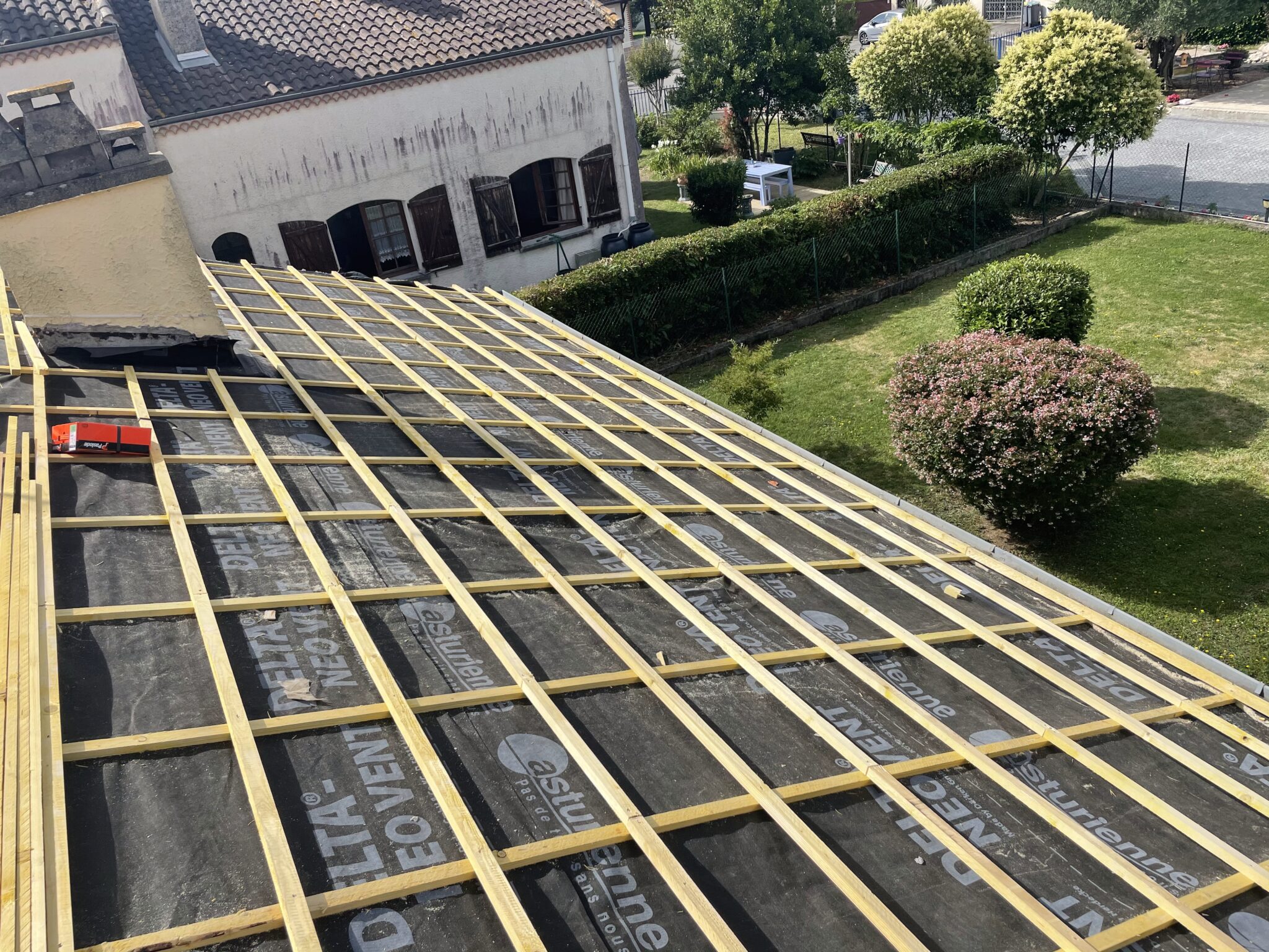 Travaux de rénovation de toiture à Toulouse par Atout Couverture